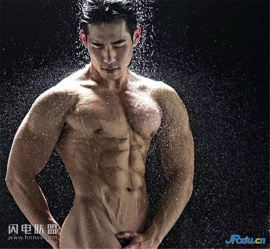 韩国健美帅哥性感肌肉写真图片第3张