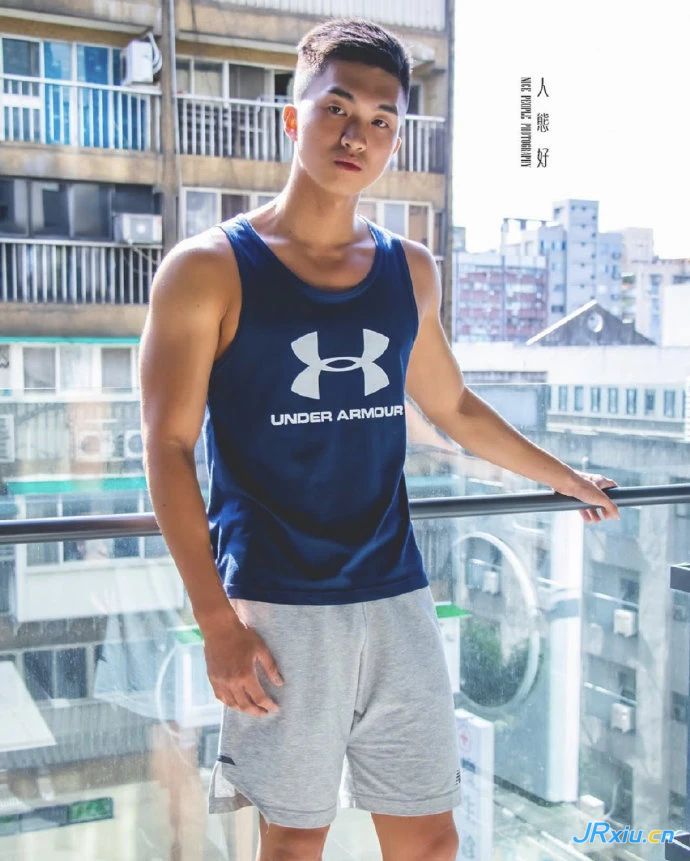中国台湾健身肌肉帅哥工程师